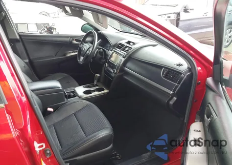 2013 Toyota Camry Se z USA, uszkodzony, nr VIN 4T1BF1FK6DU687369